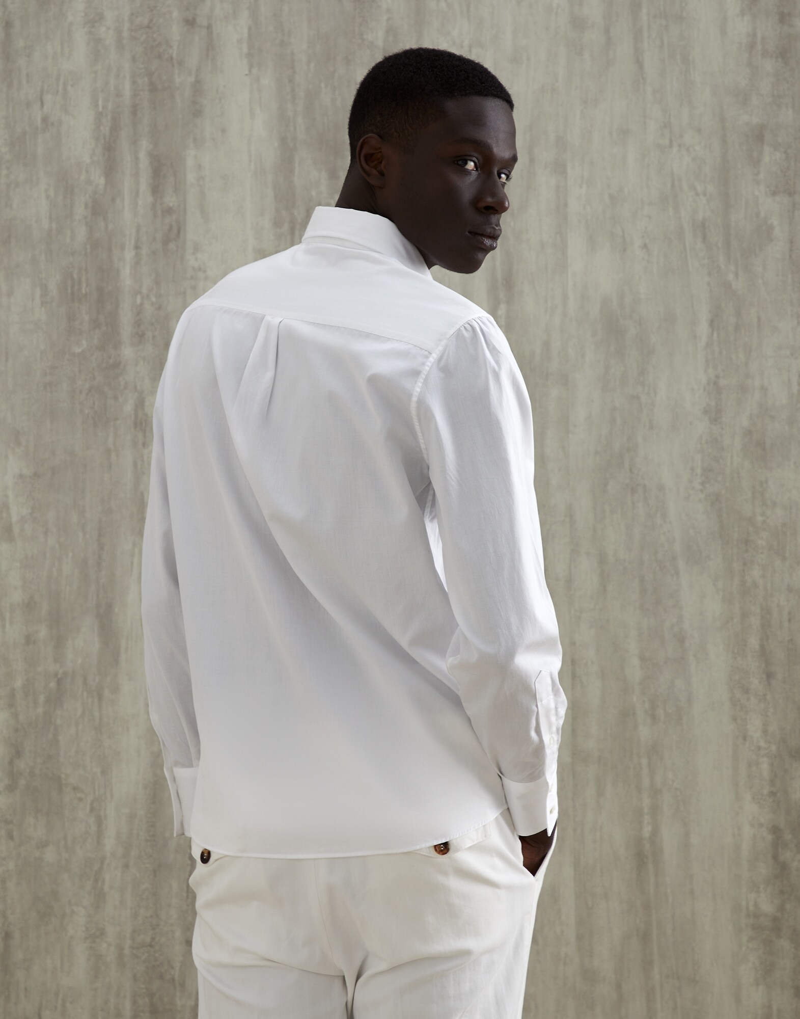 Basic - Back view
