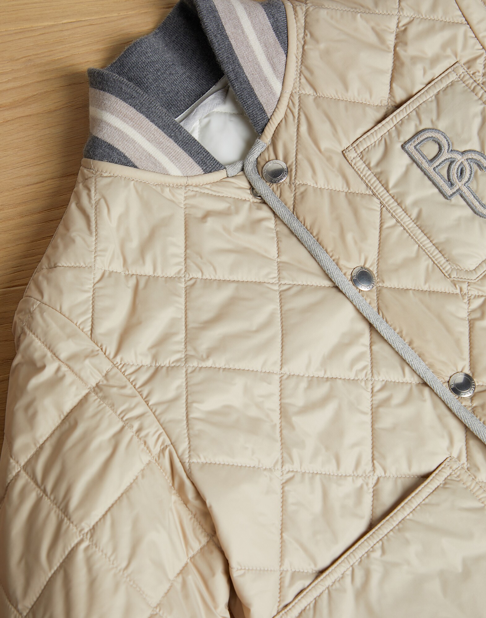 Vêtements Outerwear - Vue détail