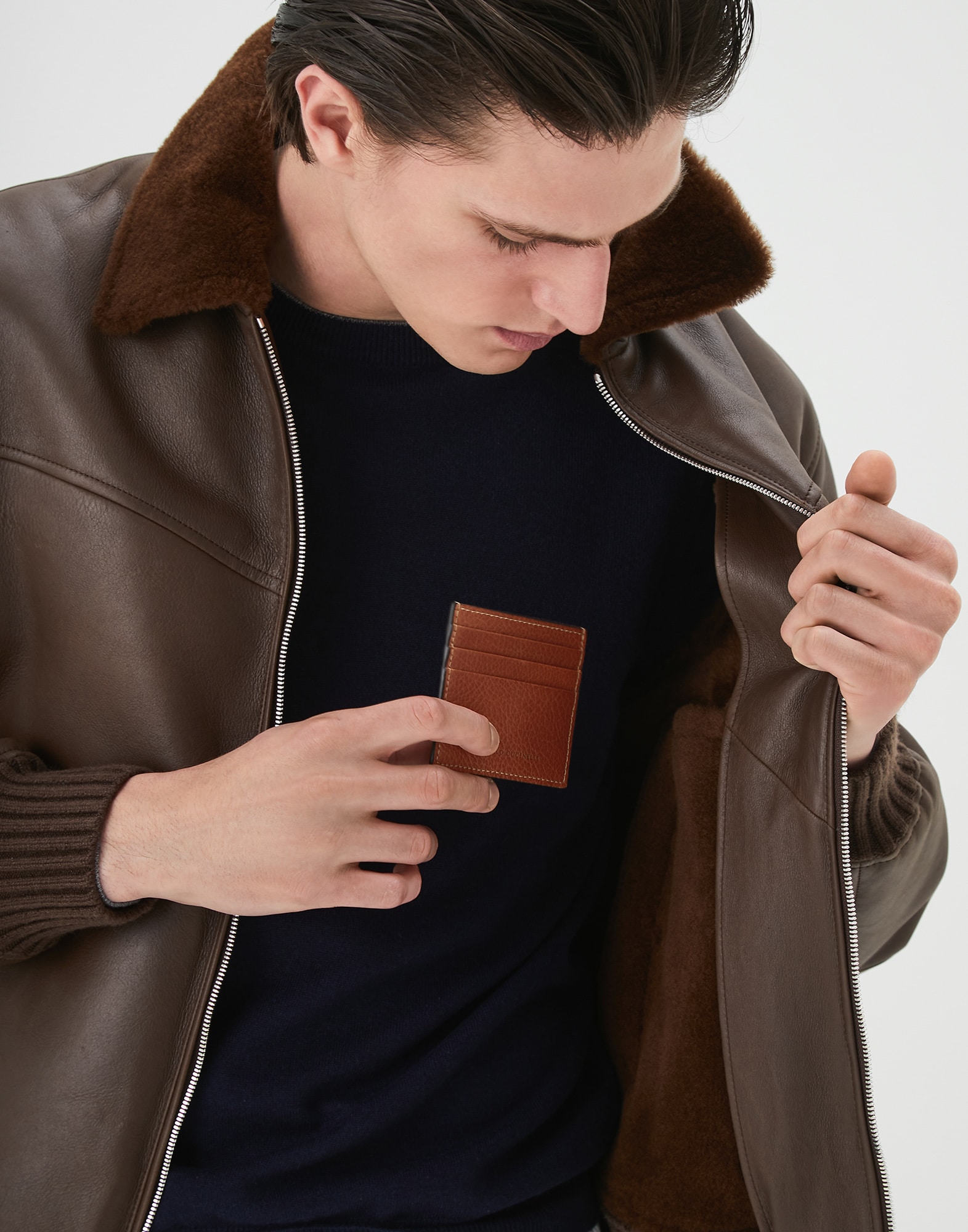 Card Holder - Editorial