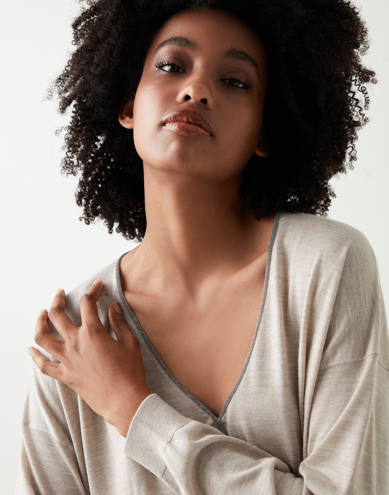 V-neck - Detail view