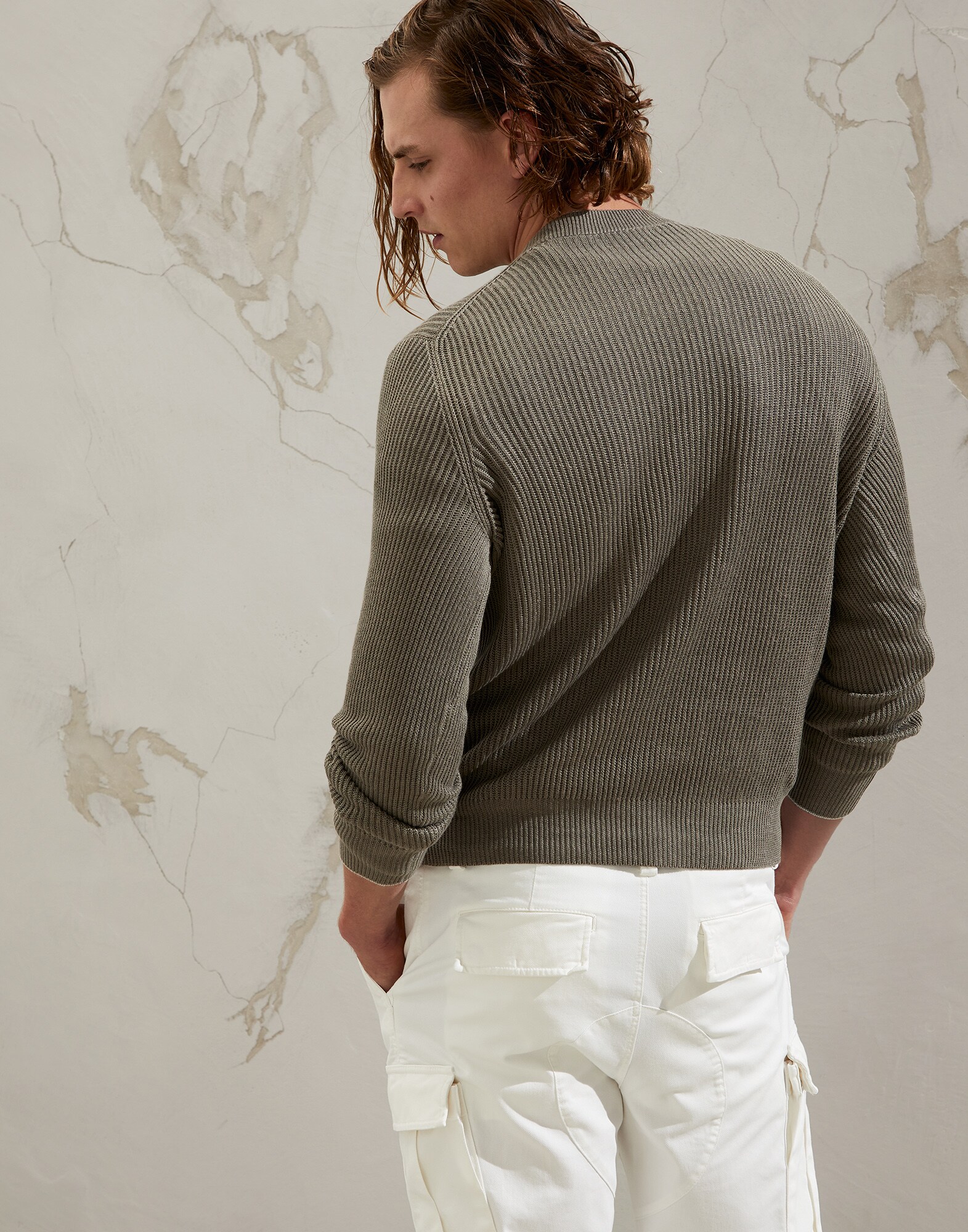 Crewneck - Back view