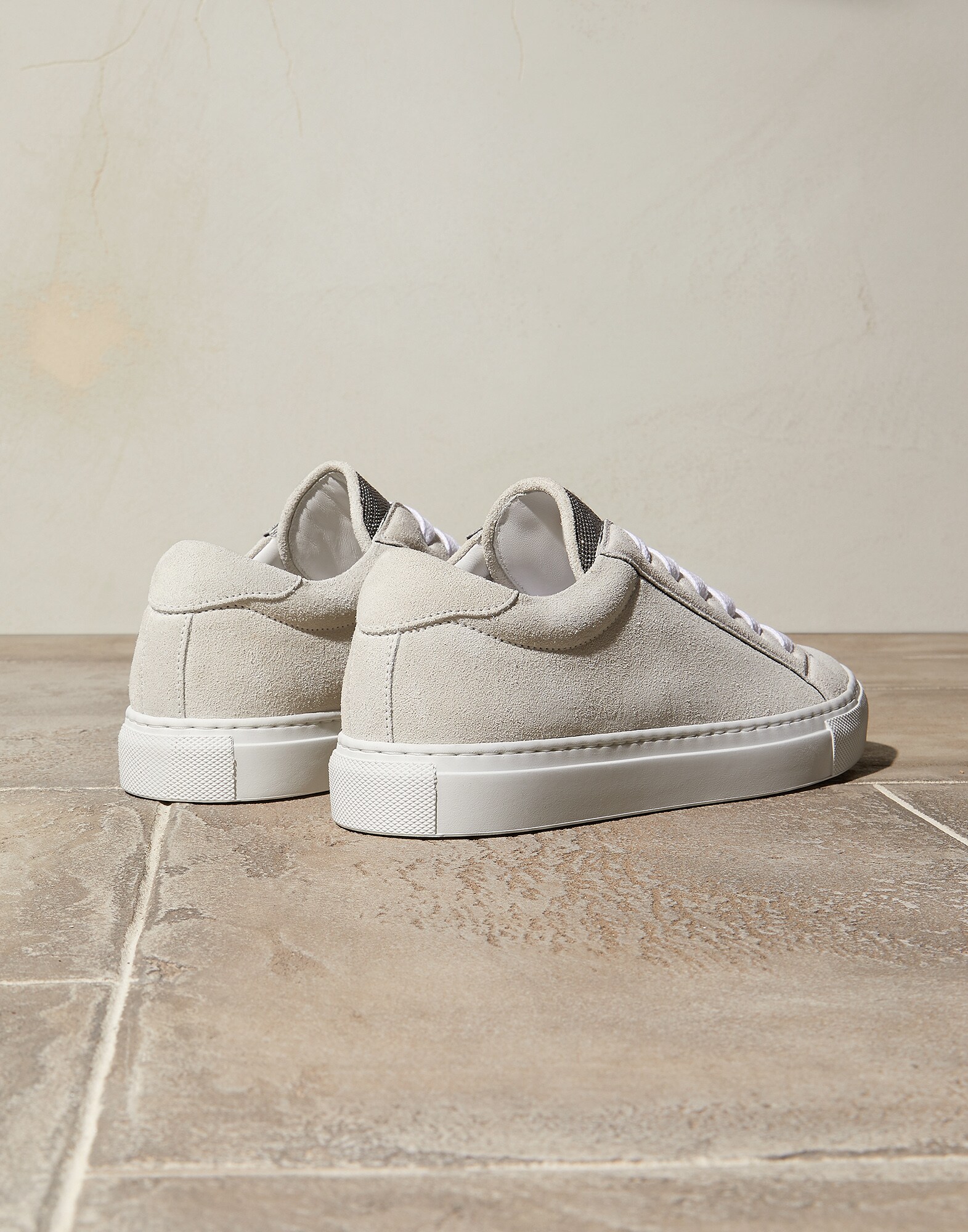 Sneakers - Back