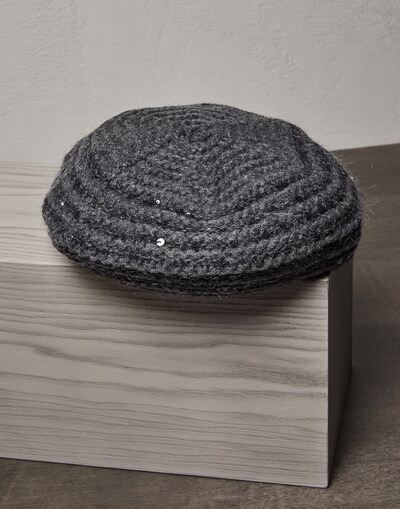 Sombreros y Gorras - Vista frontal