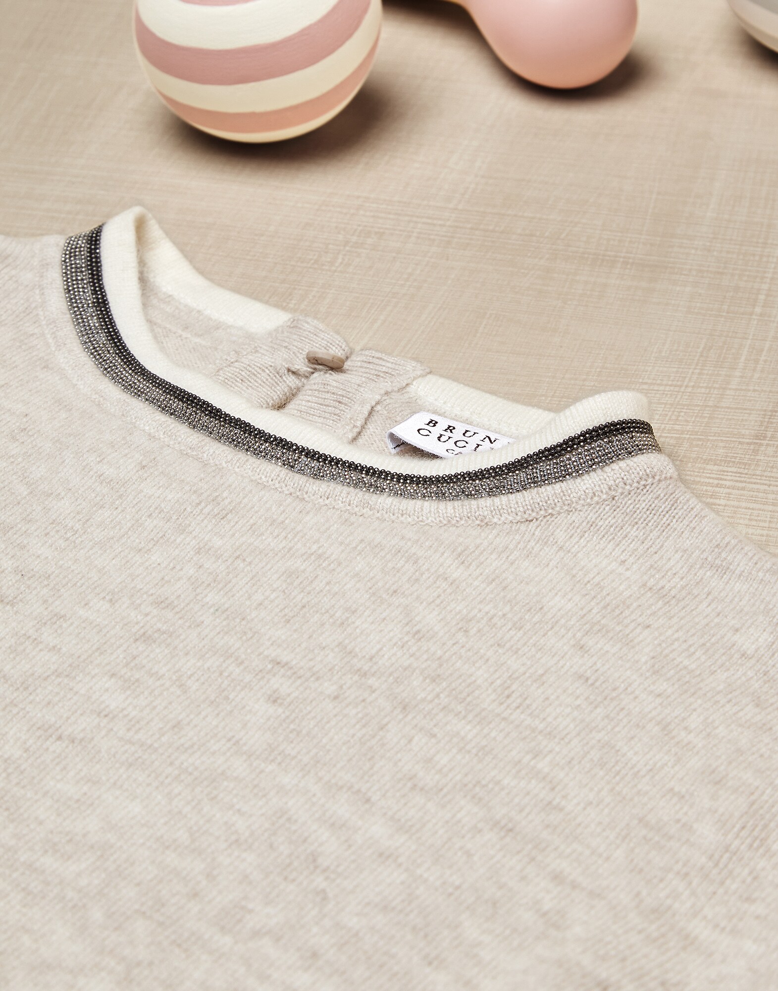 Crewneck Sweater - Detail