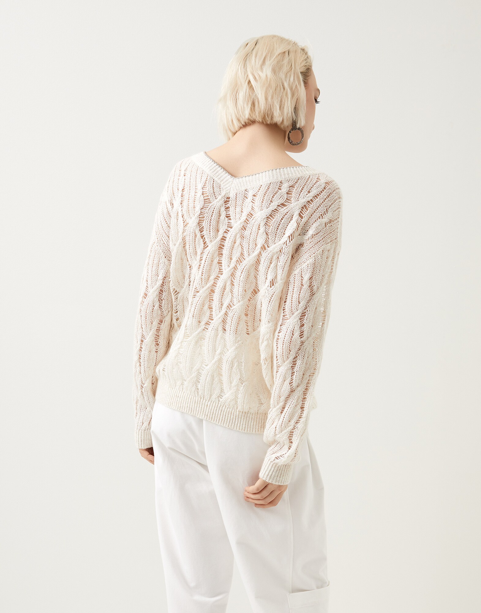 Scoop Neck - Back