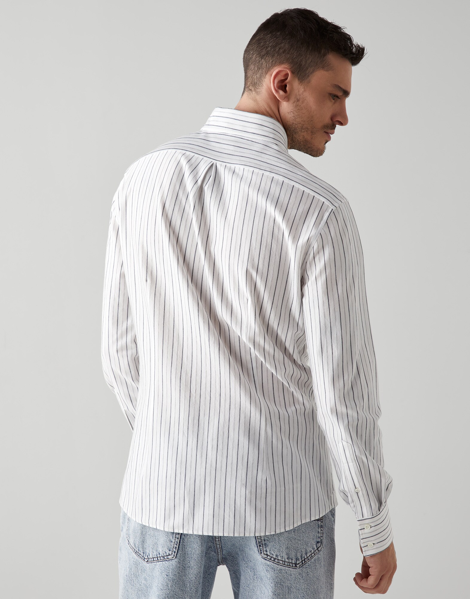Slim - Back view