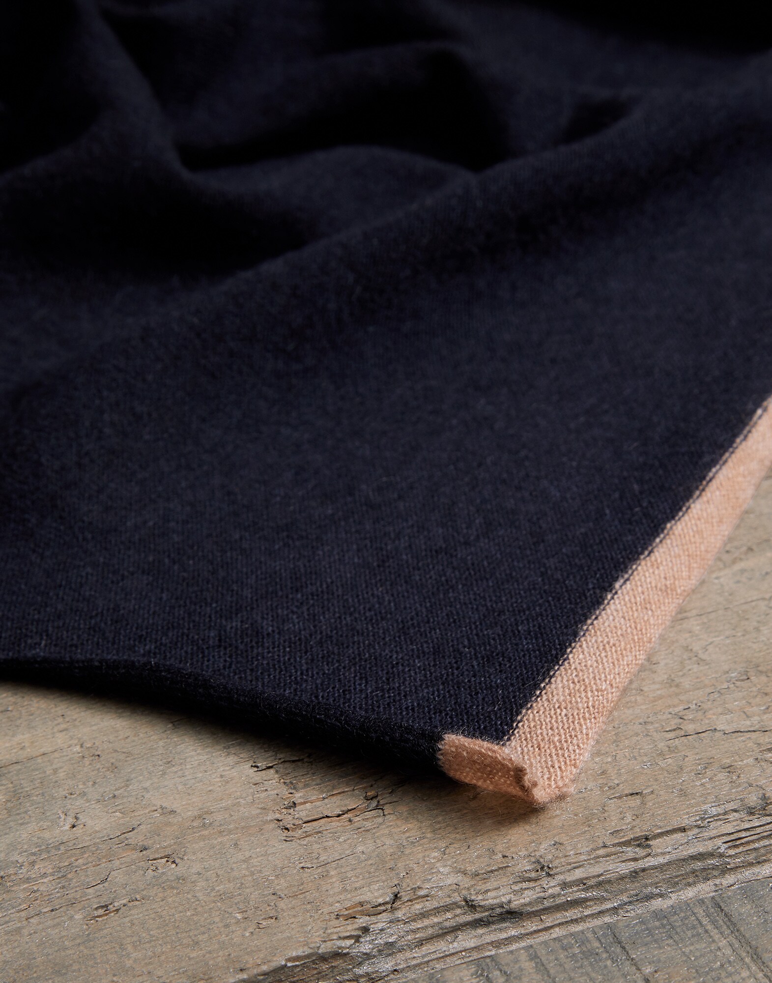 Écharpe Unie Bleu Marine Homme 1 - Brunello Cucinelli