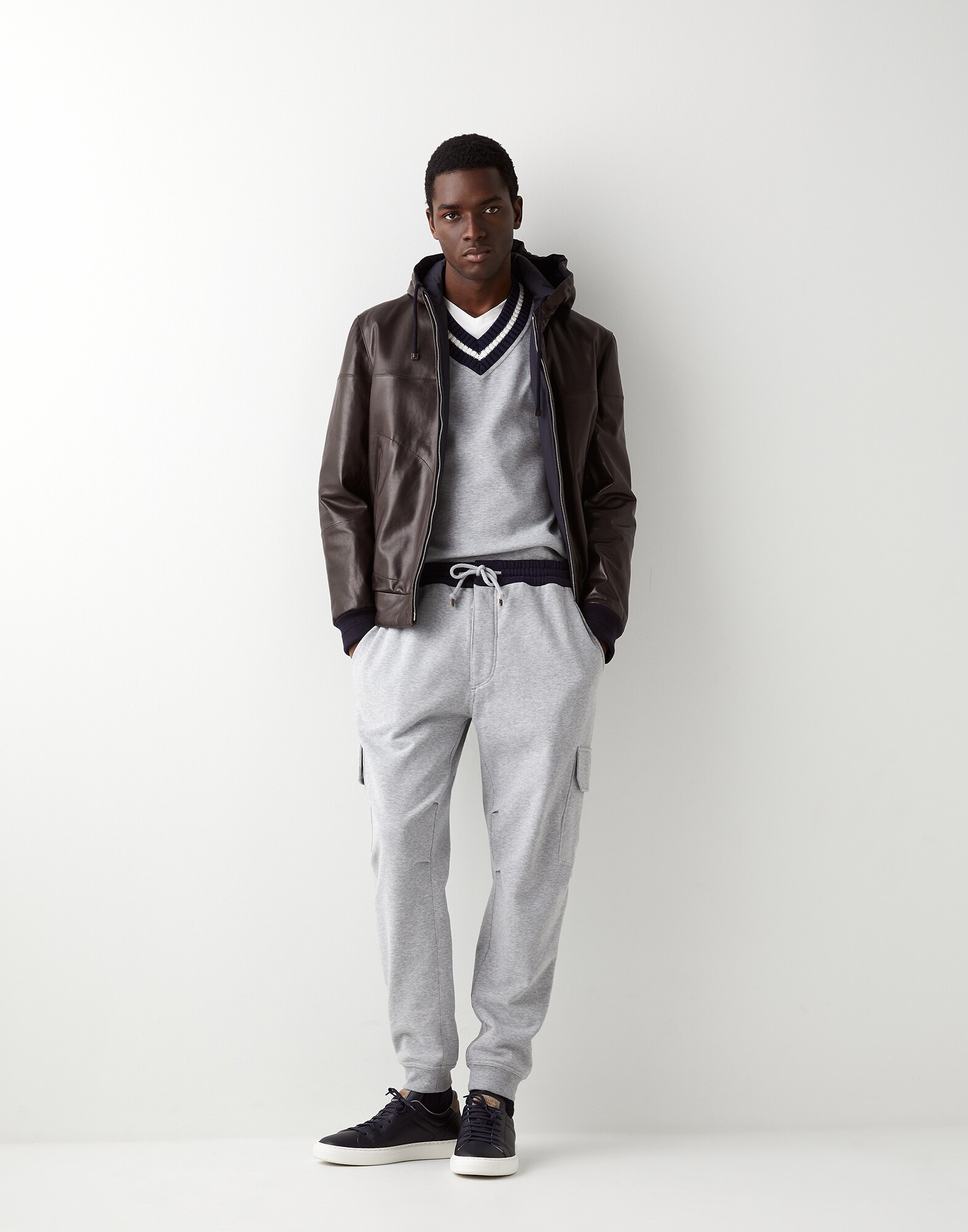 Sweatshirt - Full look