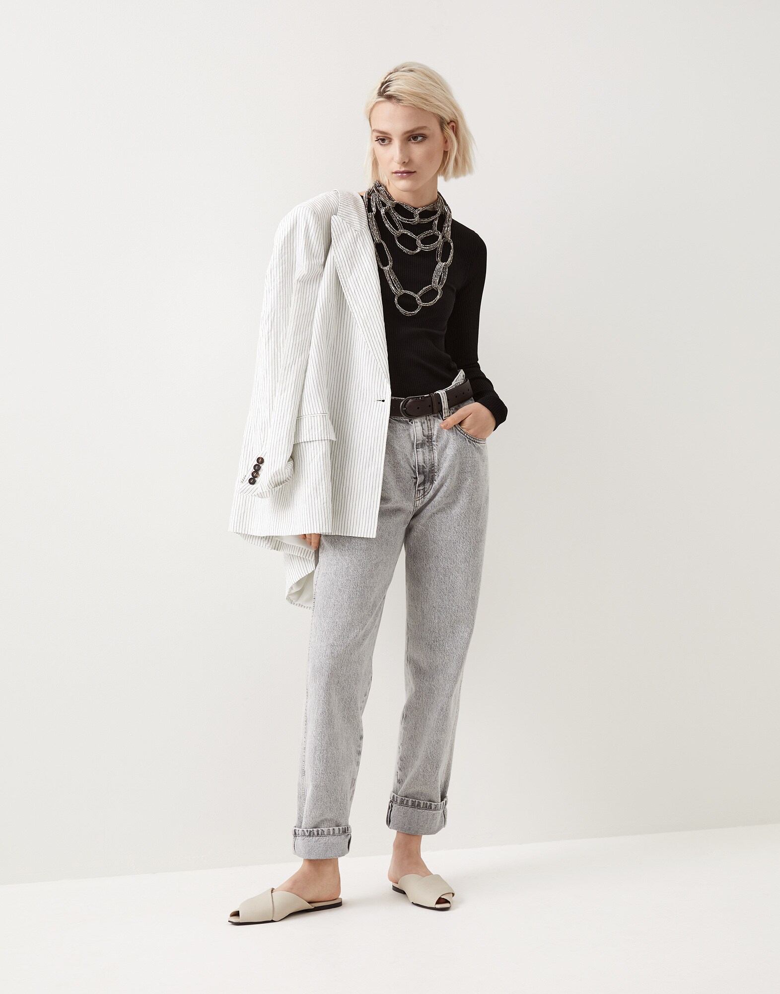 Long Sleeve T-Shirt - Full look