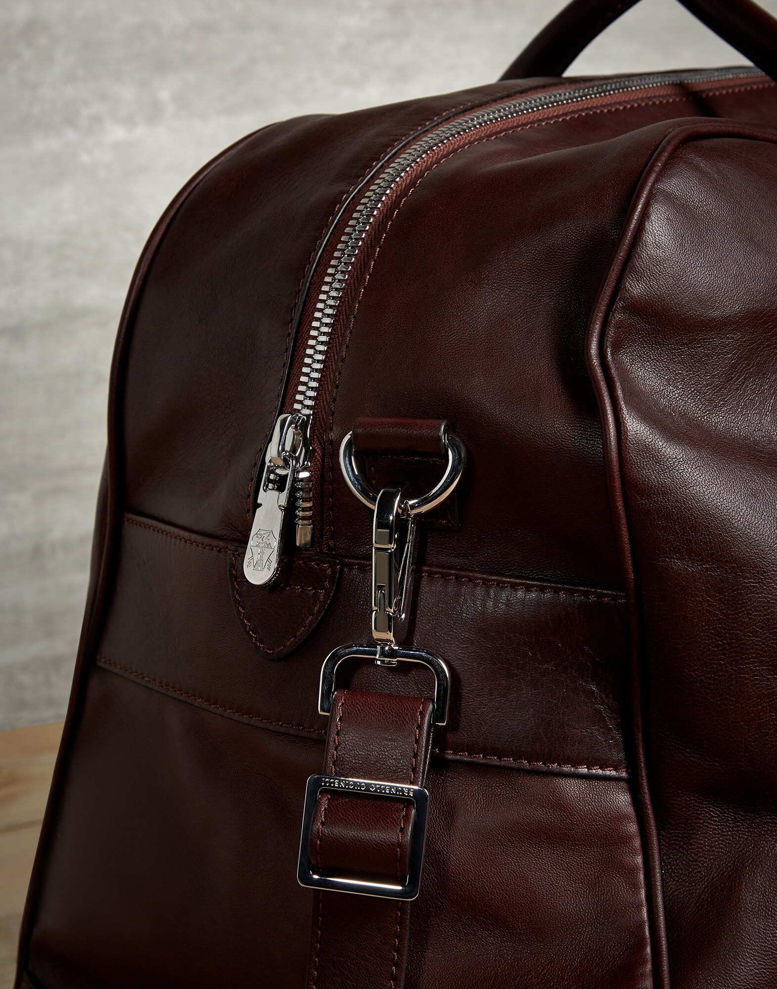 Travel Bag - Detail view