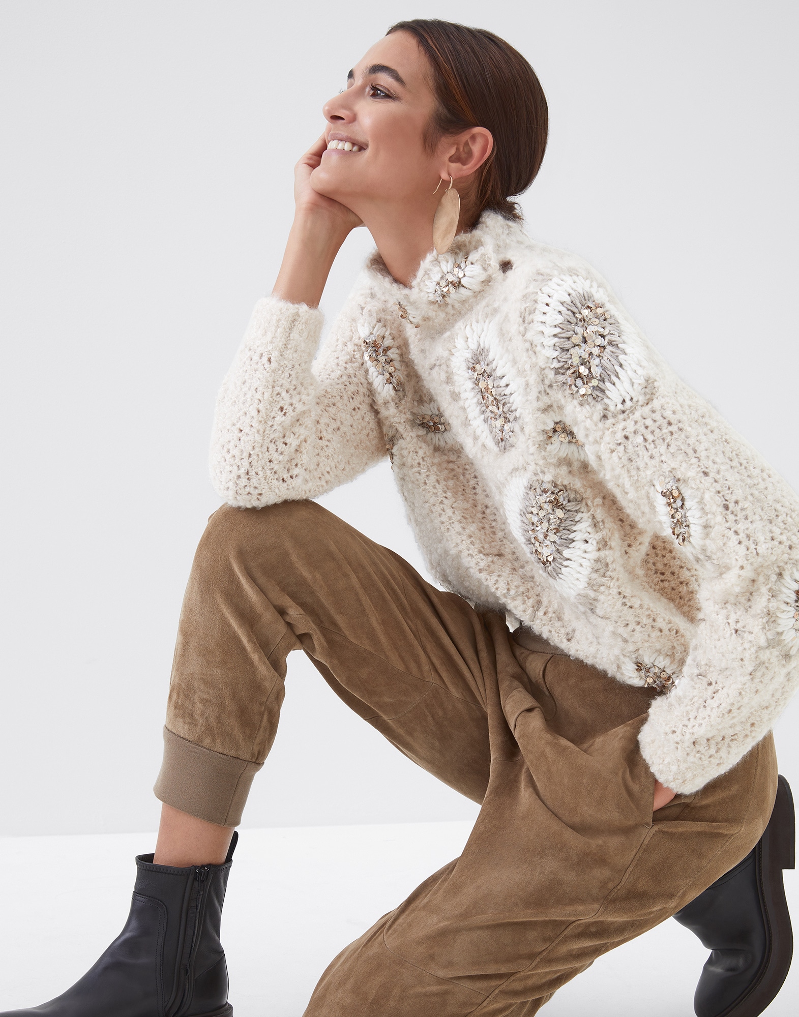 Pullover mit Stehkragen - Editorial