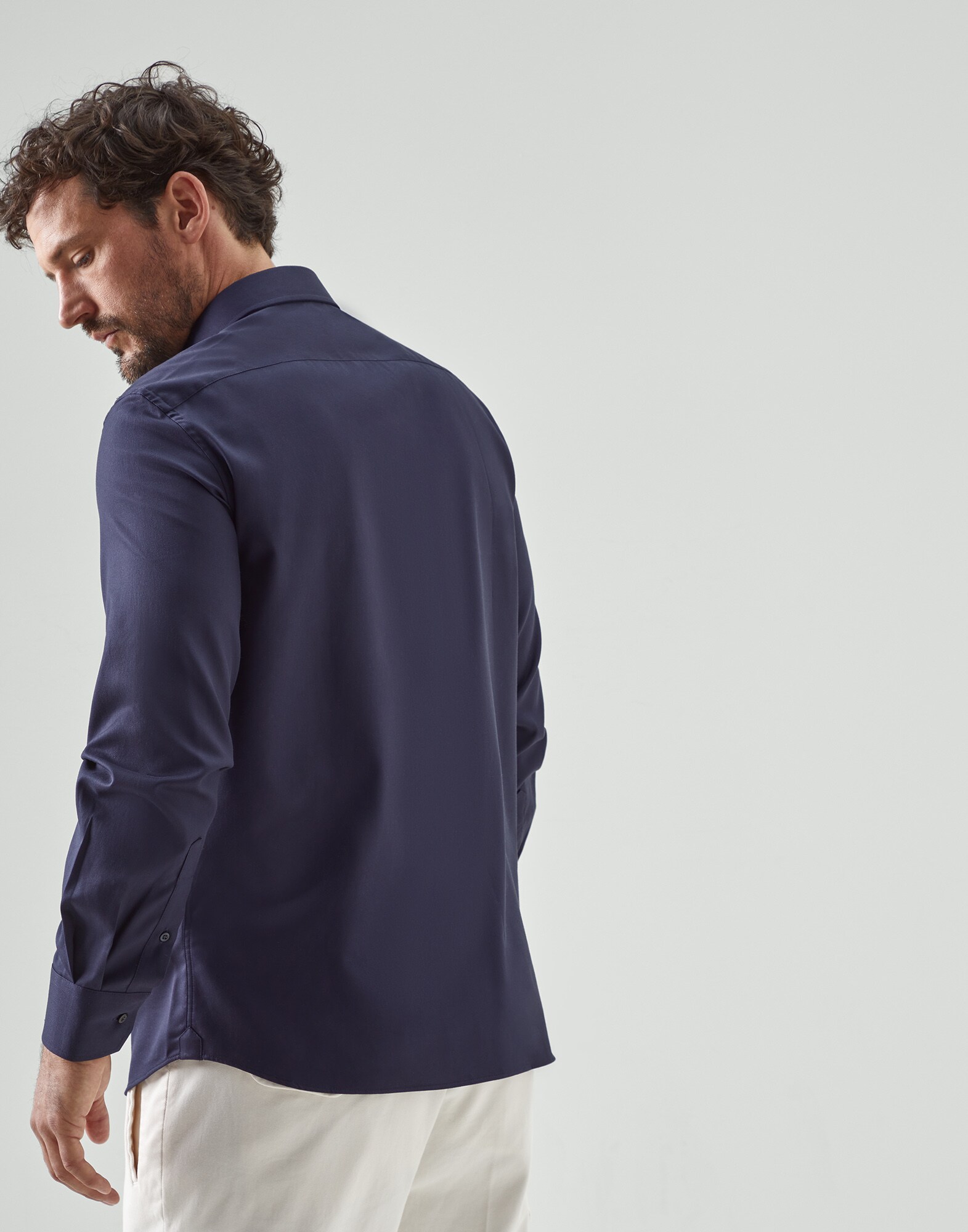 Loose - Back view