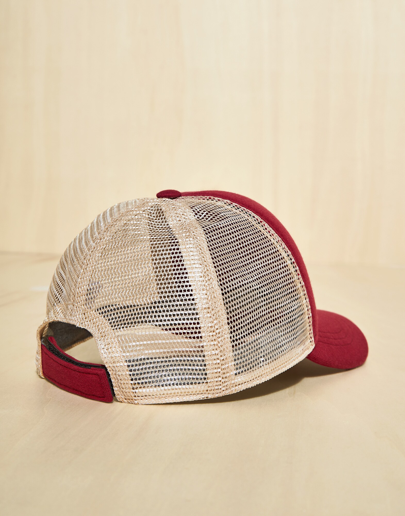 Chapeaux et Bonnets - Vue arrière