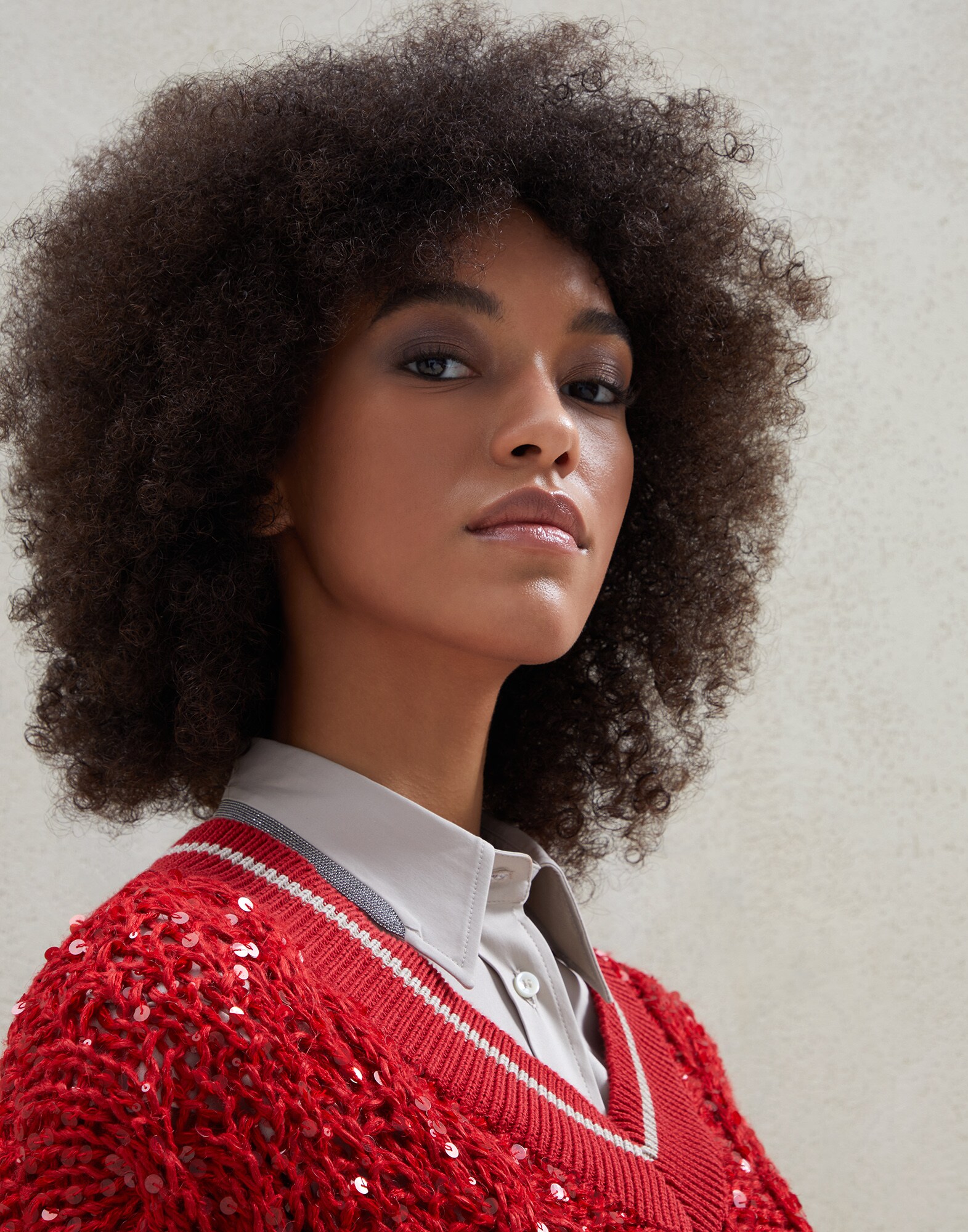 V-neck - Detail view