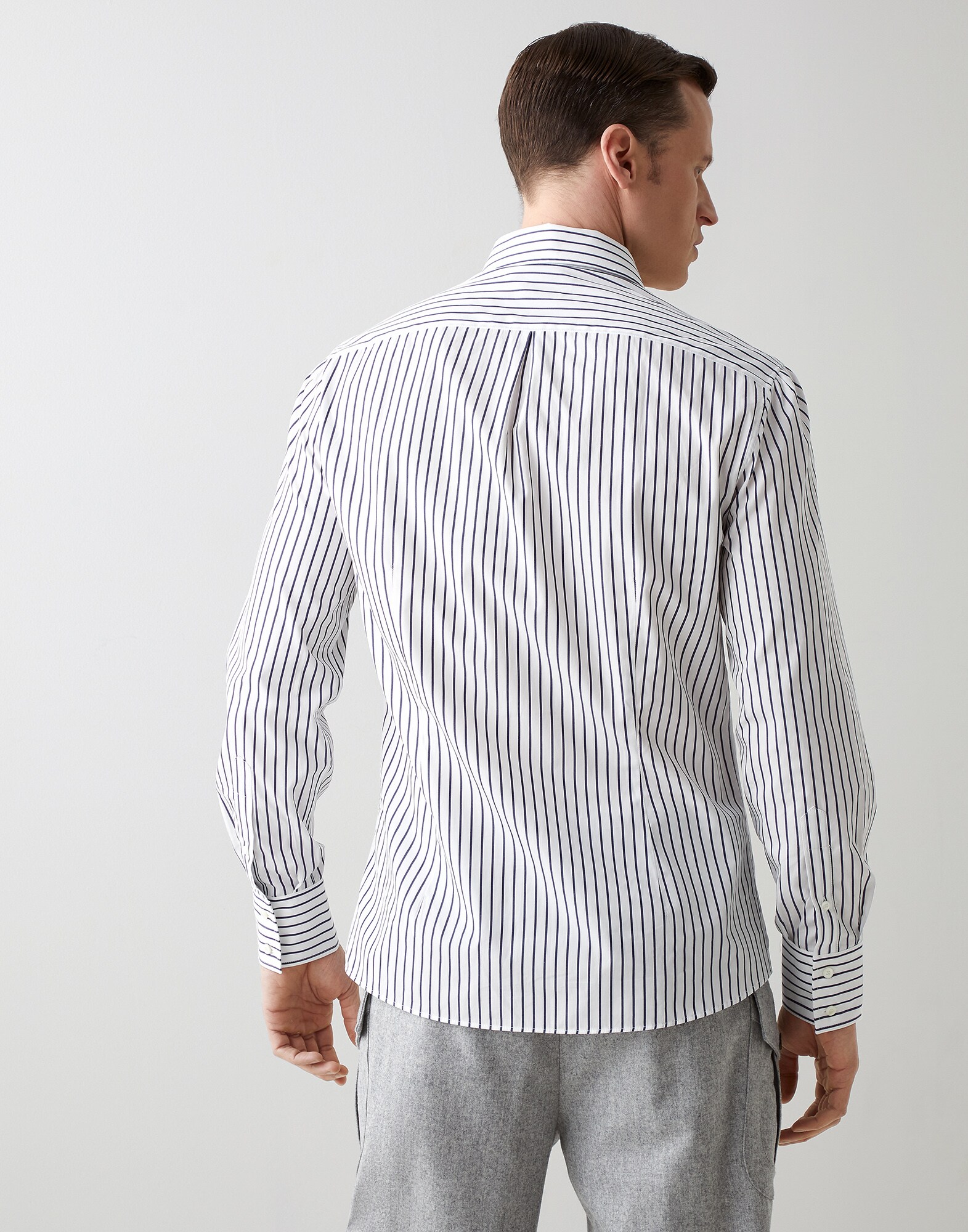 Slim - Back view