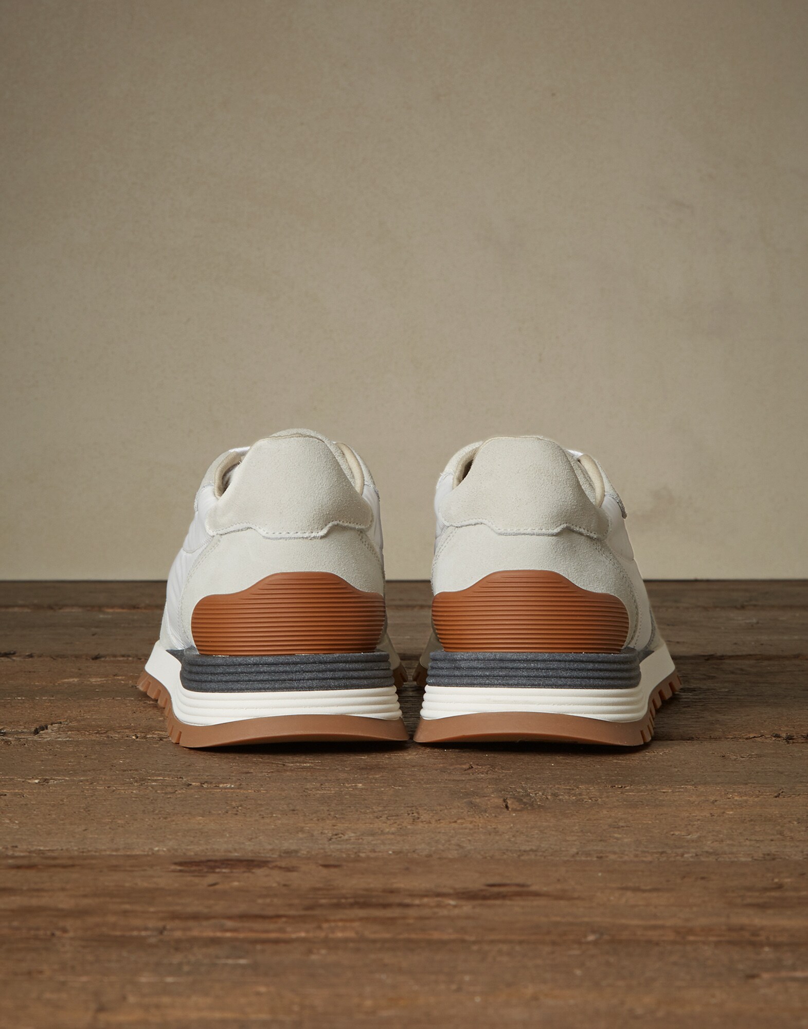Sneakers - Back
