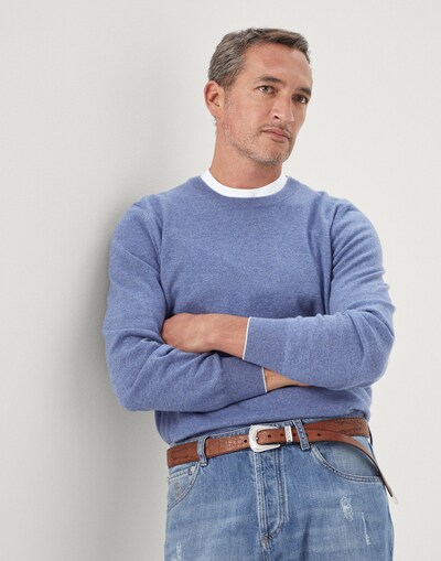 Crewneck - Editorial view