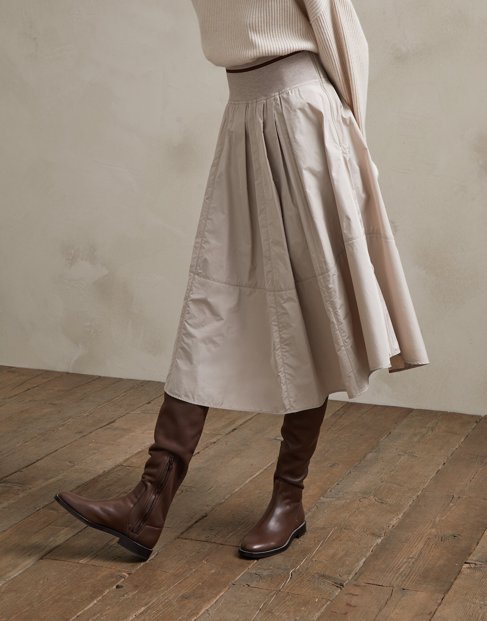 Full skirt
