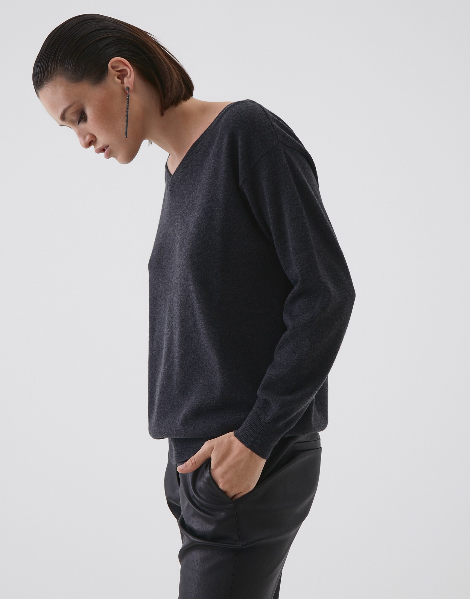 Scoop Neck - Editorial
