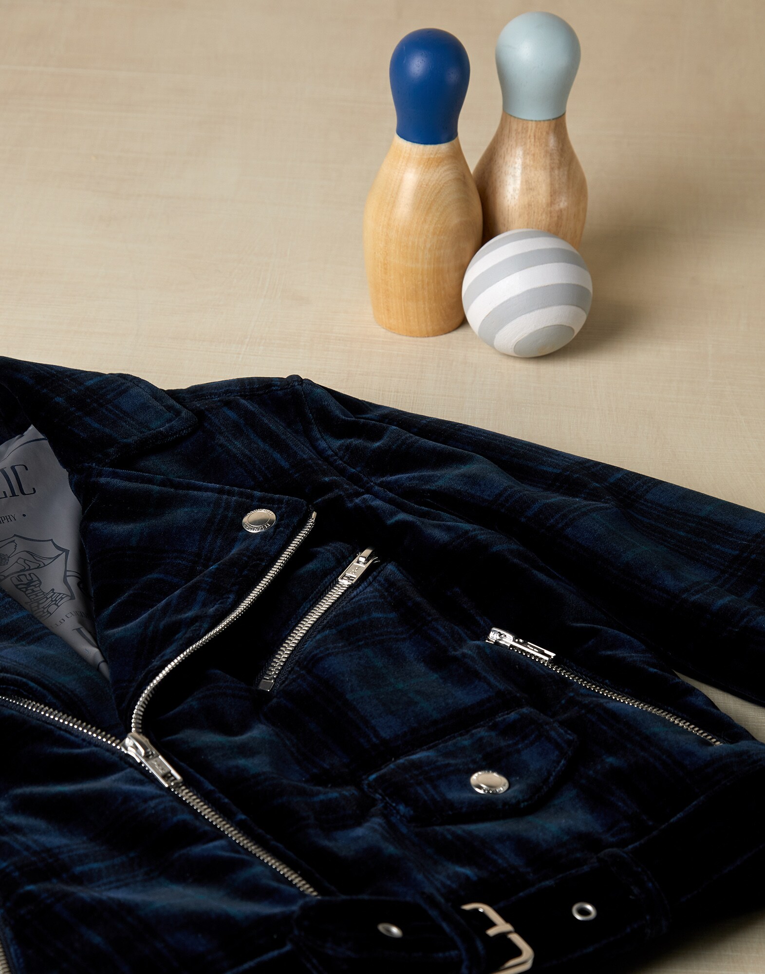 Outerwear Jacket - Detail
