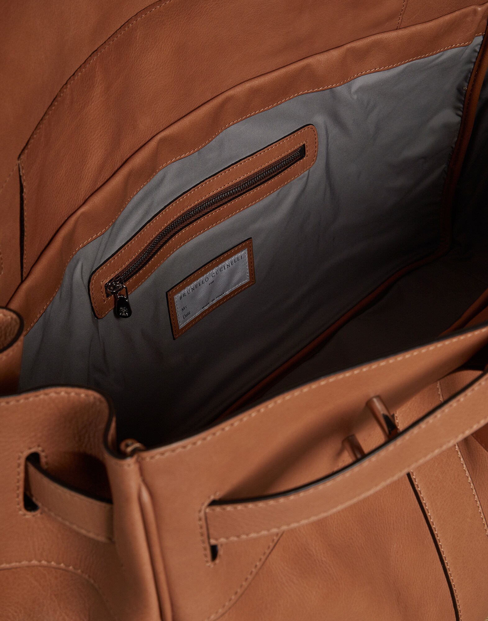 Travel Bag - Full look