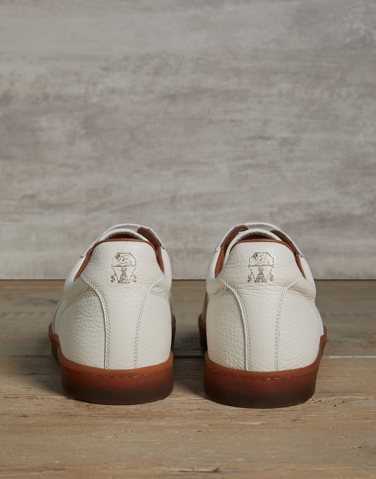 Sneakers - Back view