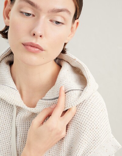 Hooded Sweater - Detail view