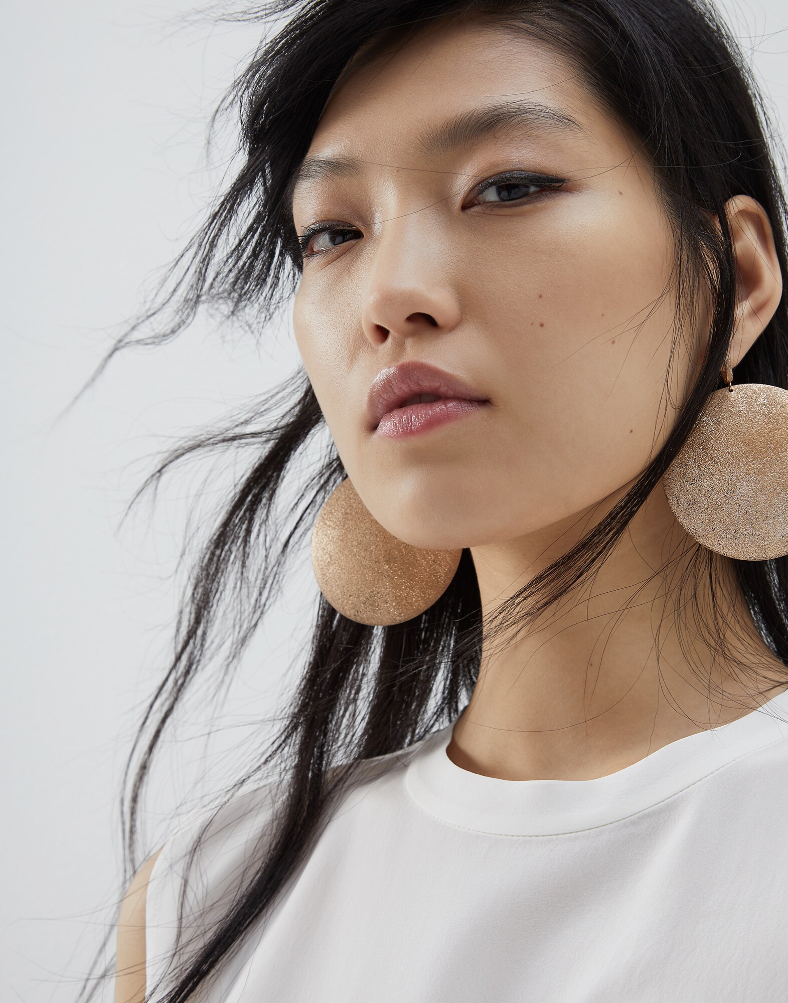 Boucles d'Oreilles - Editorial