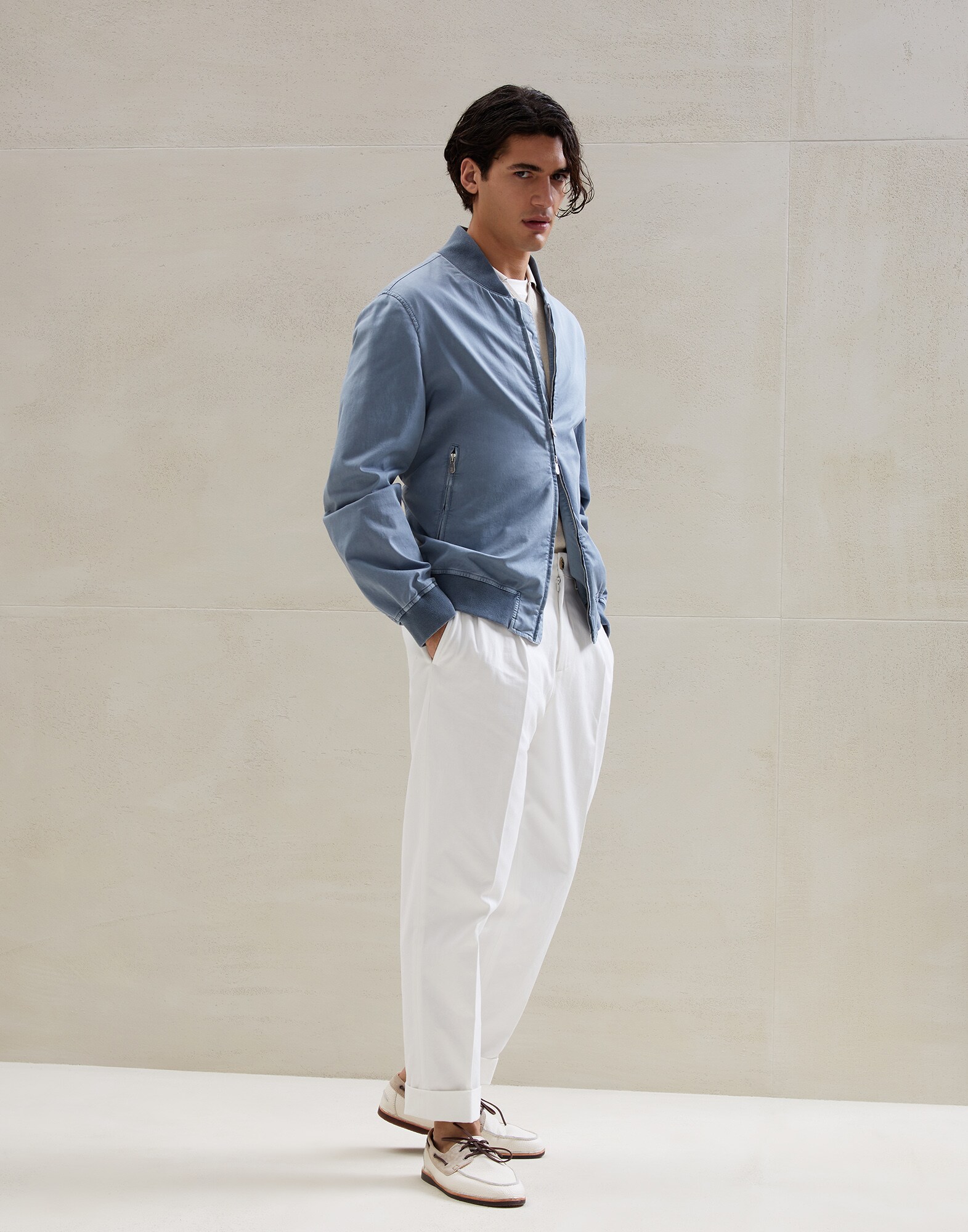 Short Sleeve T-Shirt - Full look