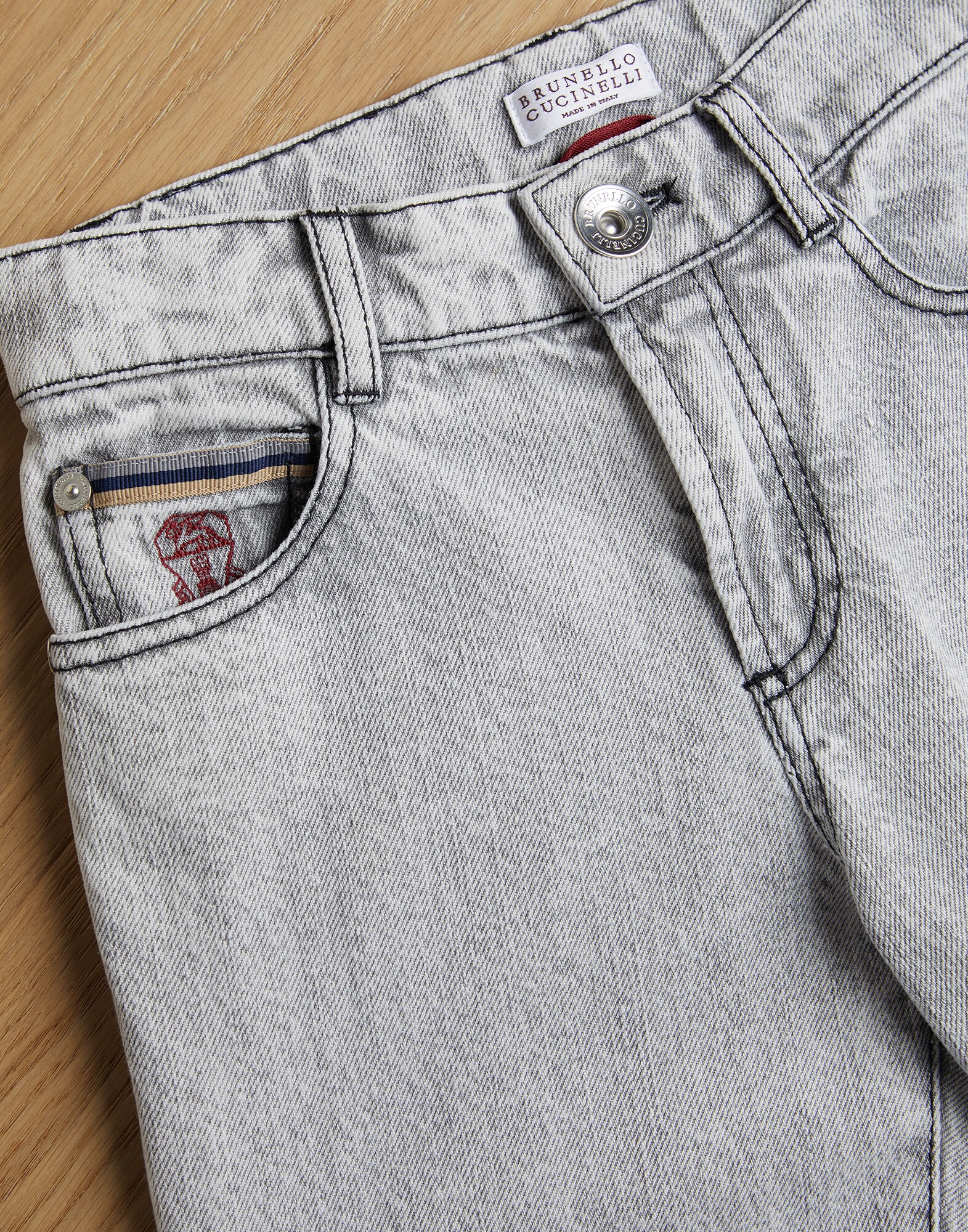 Denim Pants - Detail view