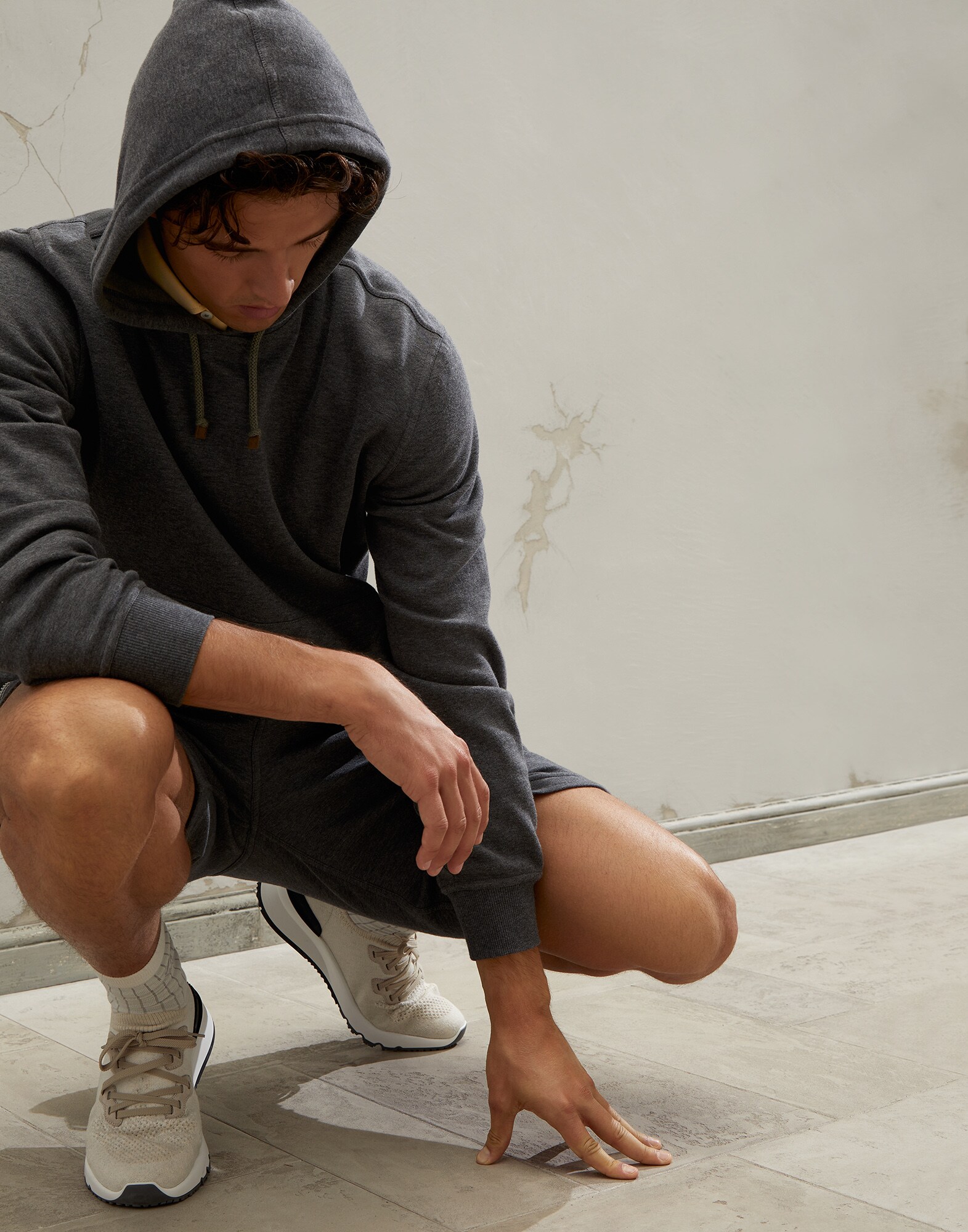 Sweatshirt - Editorial