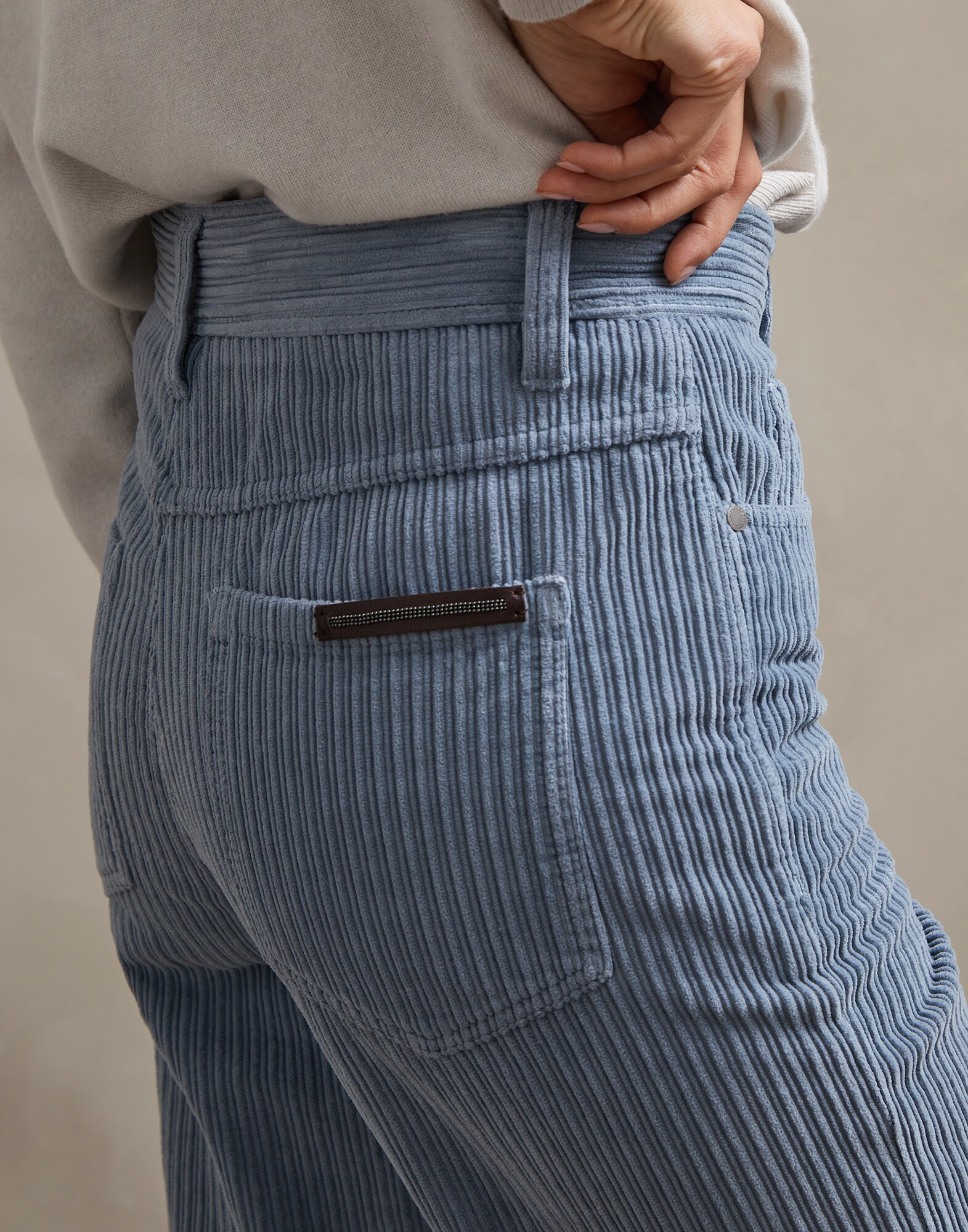 Trousers - Detail