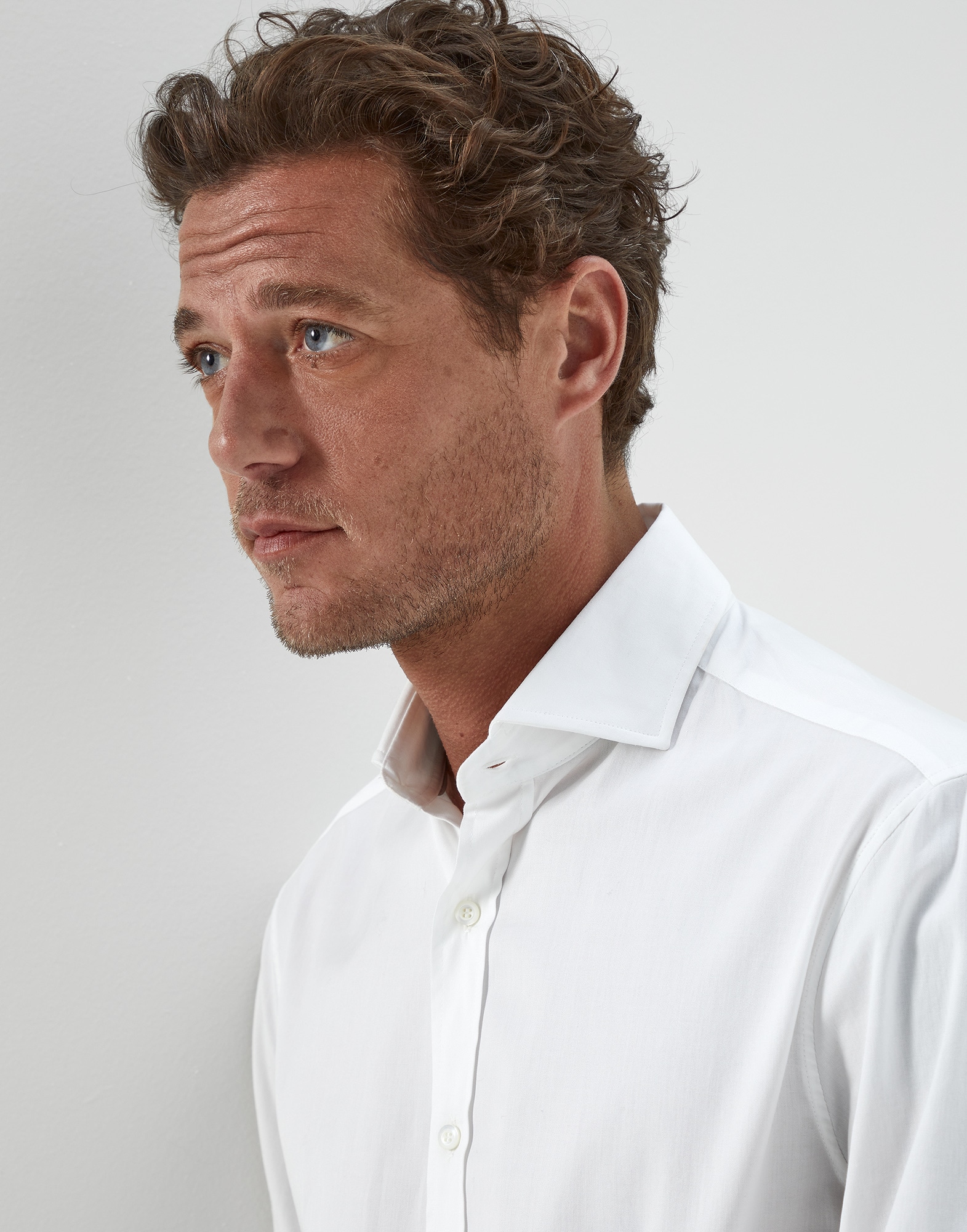 Camisa corte ajustado
                            Blanco Hombre - Brunello Cucinelli
                        