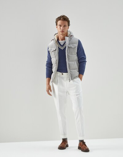 V-neck - Full look