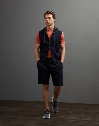 Sweatshirt - Full look