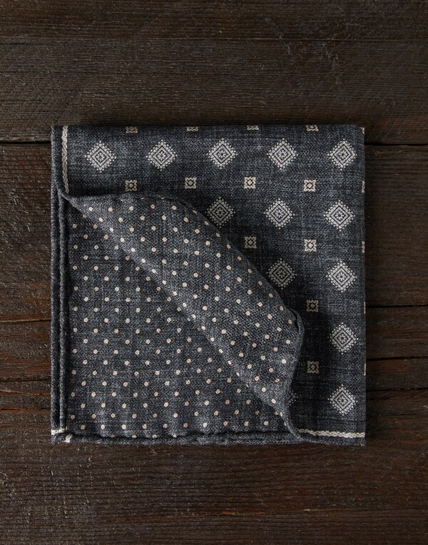 Двусторонний платок-паше из шелка Серый Мужчина - Brunello Cucinelli 