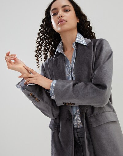 Blazer - Editorial view