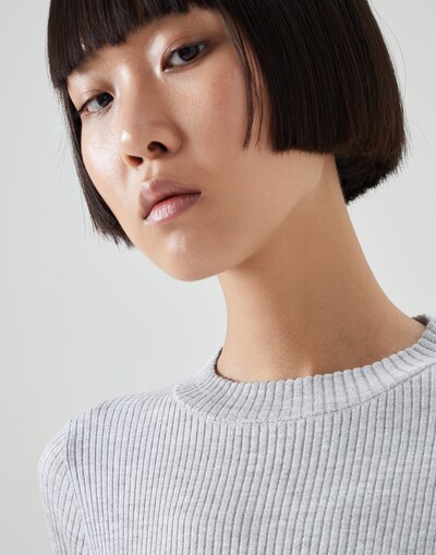 Crewneck - Detail view