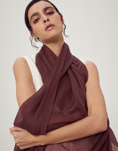 Solid Color - Editorial view