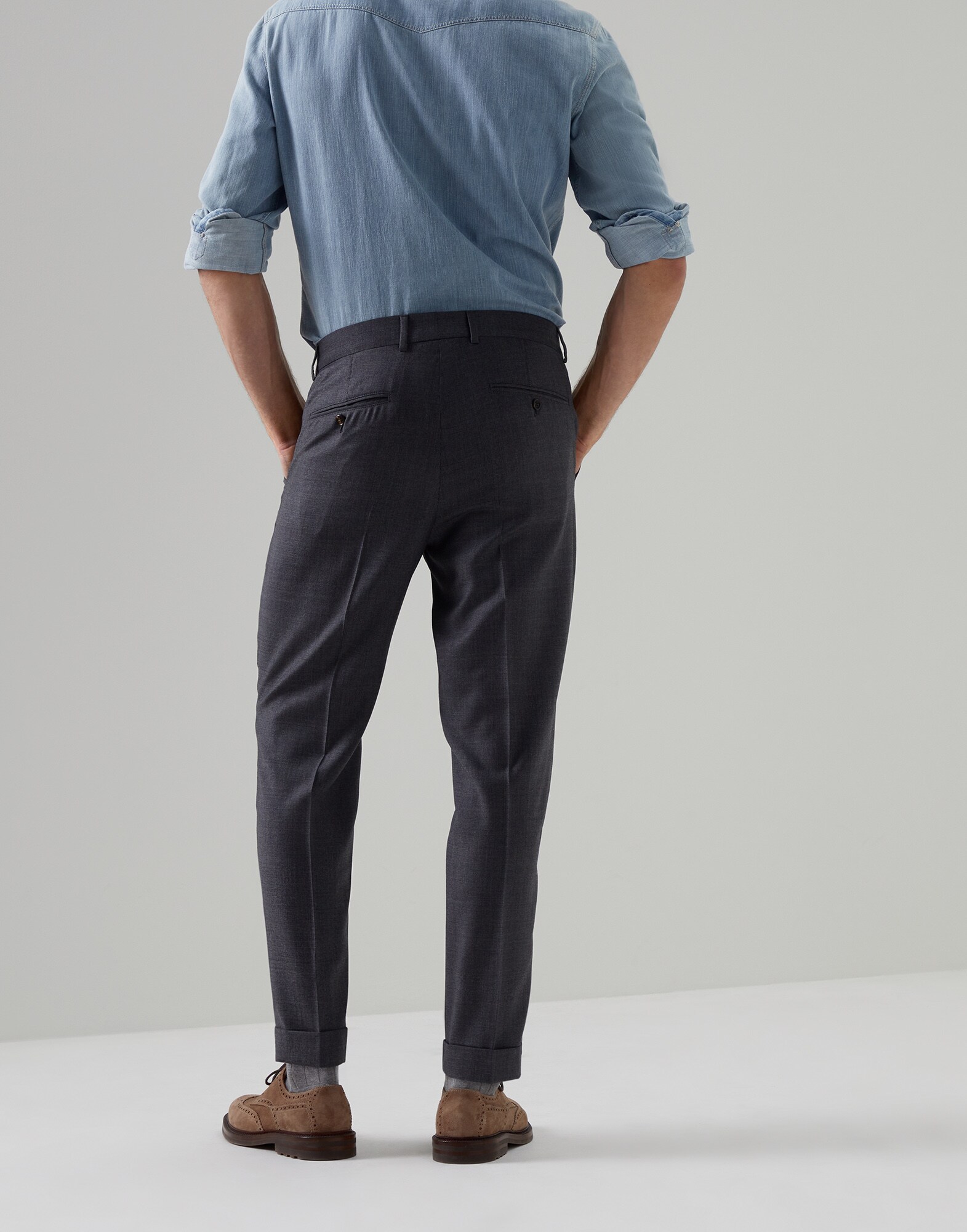 Flat front - Back view