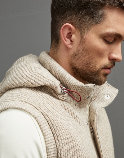 Knit Down Jacket - Detail view