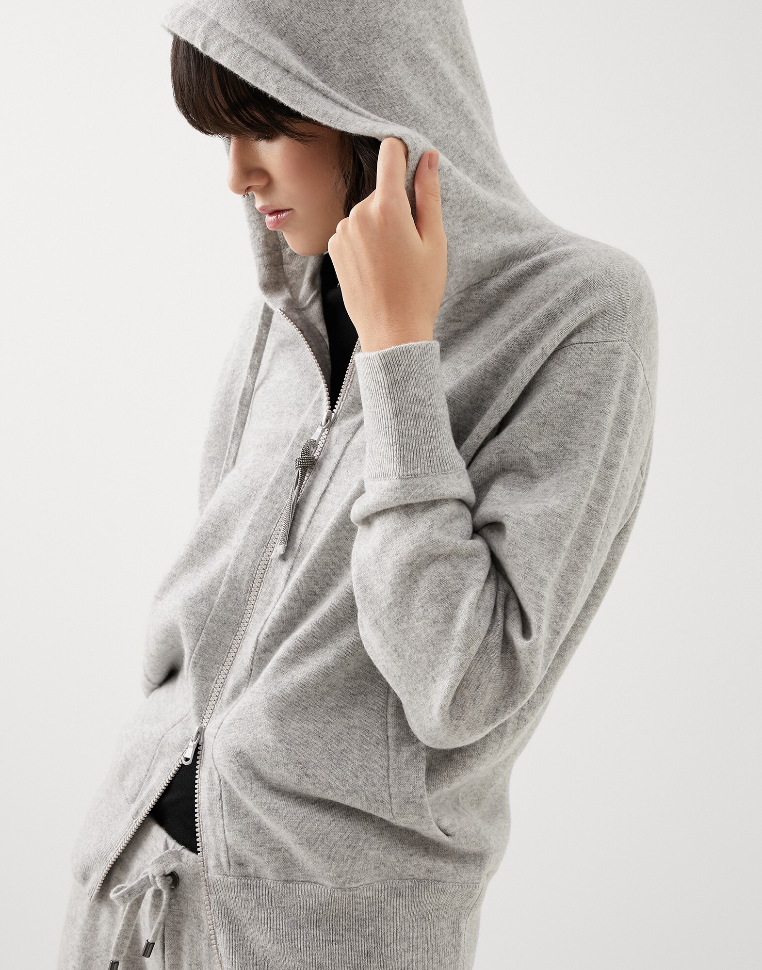 Sweatshirt - Editorial view