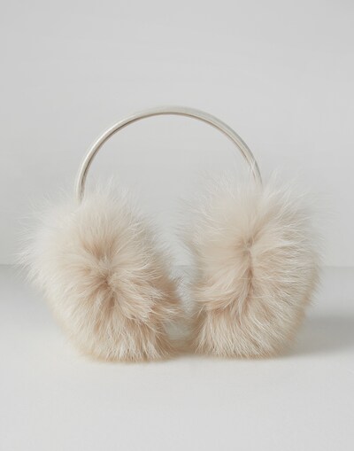 Accessories - Front view