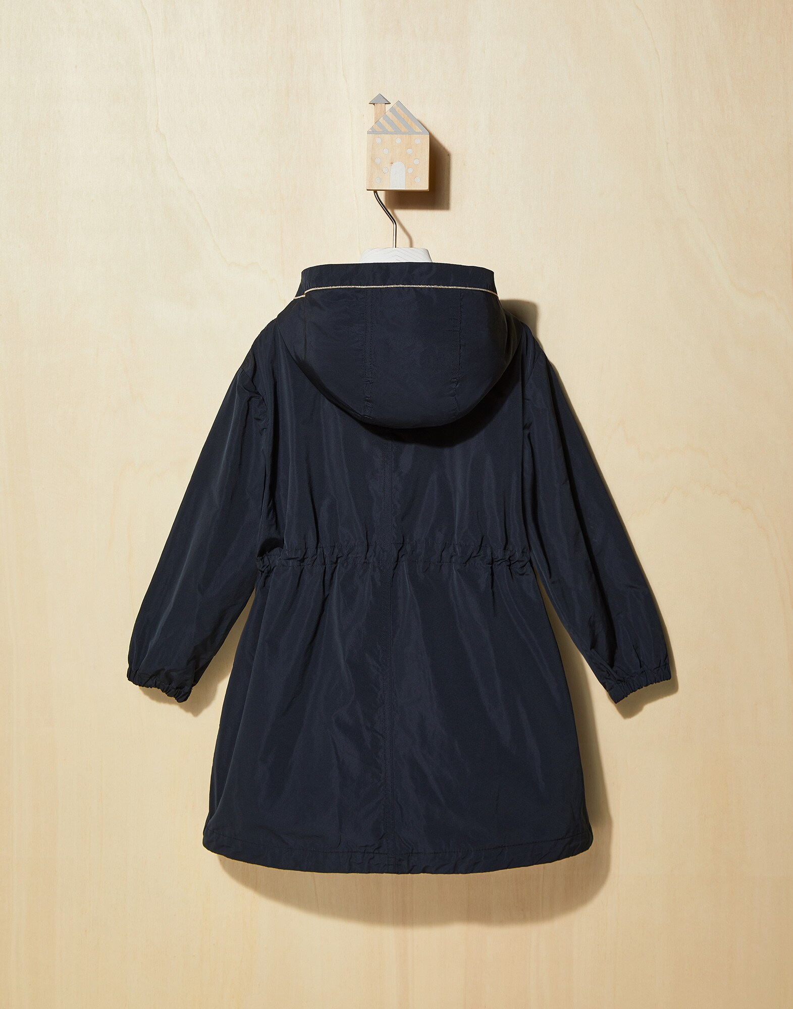 Outerwear - Vista trasera