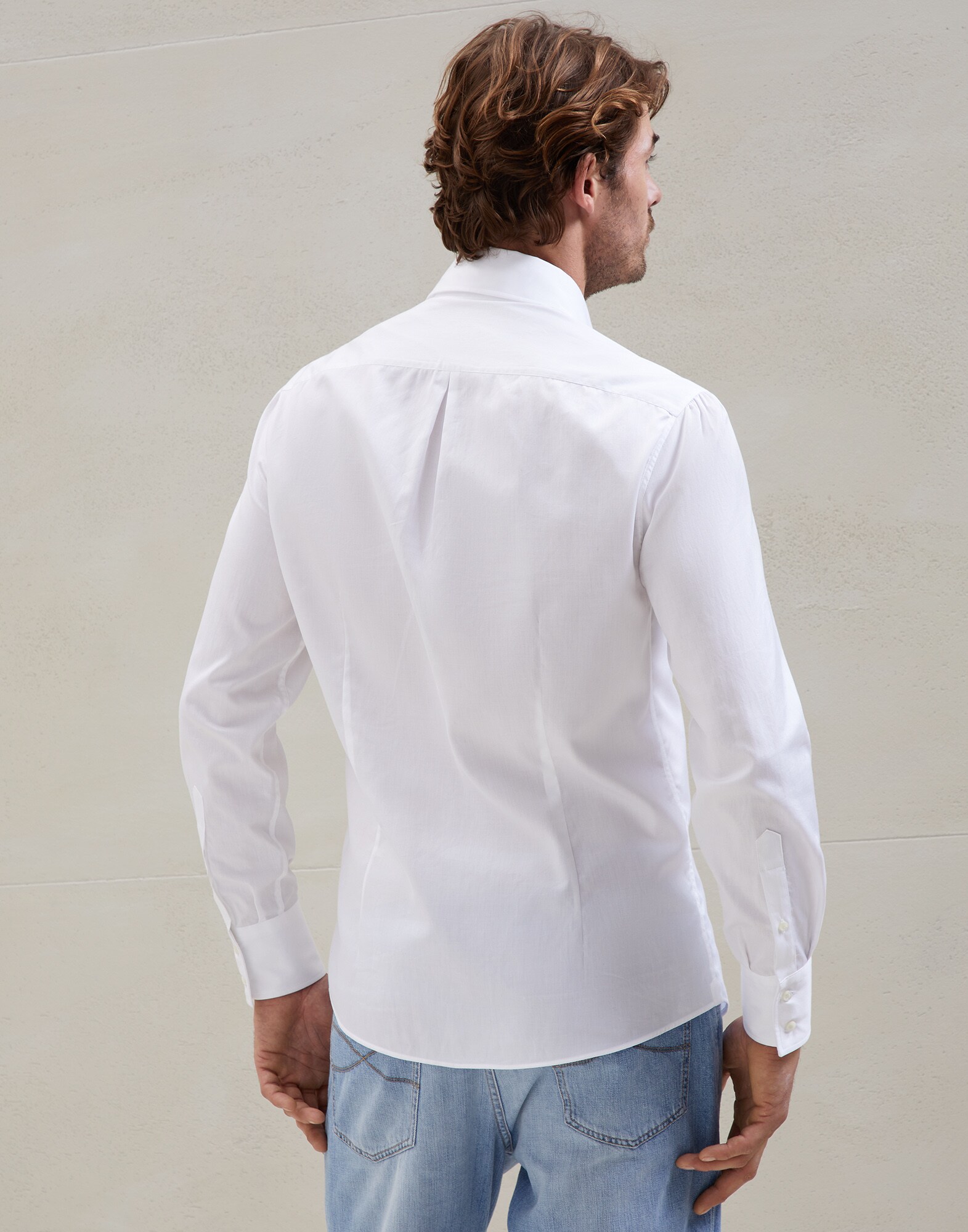 男款瘦身版型衬衫 221m0uc Brunello Cucinelli