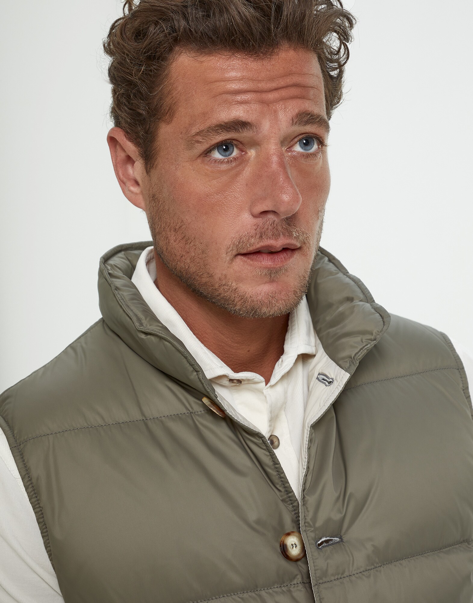 Down Vest - Detail view