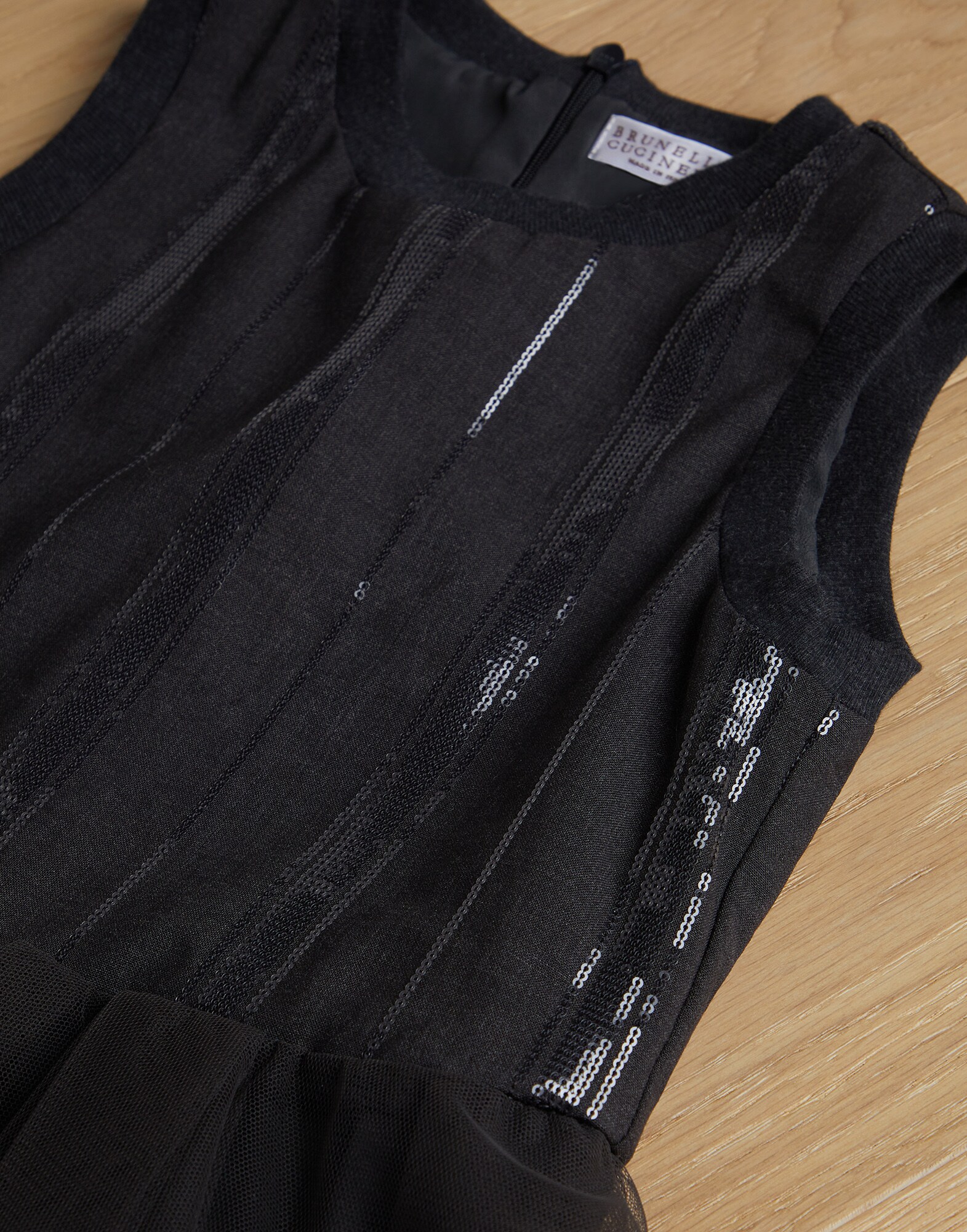 Dress - Detail view