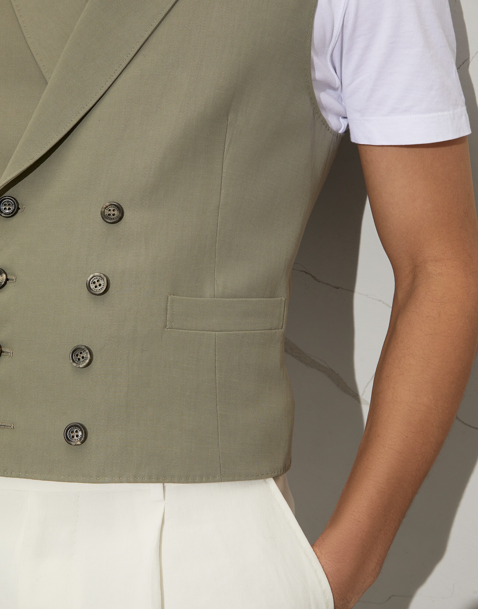 Vest - Detail view