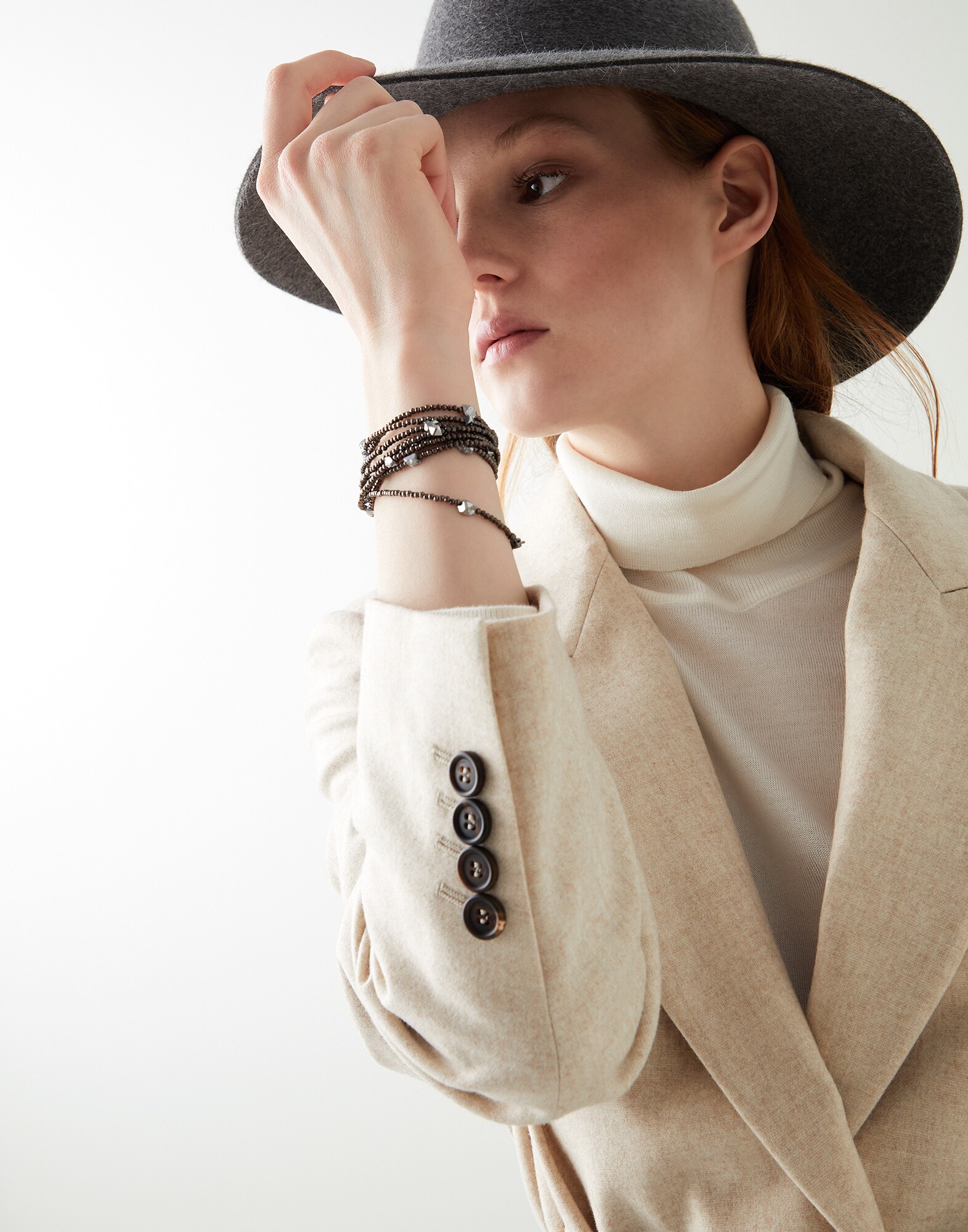 Bracelet - Editorial view