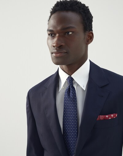Corbata - Vista editorial